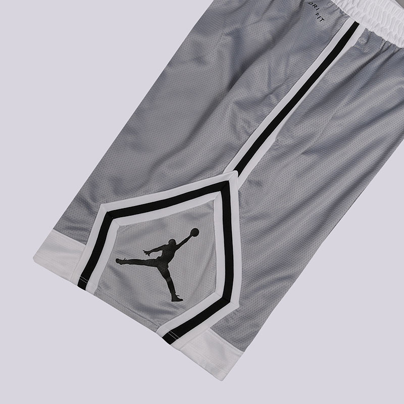 мужские серые шорты Jordan Rise Diamond Basketball Shorts 887438-012 - цена, описание, фото 3